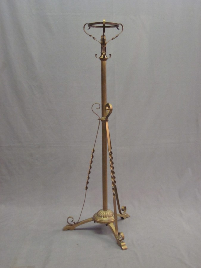 Lot No 240 A Victorian brass adjustable oil lamp stand