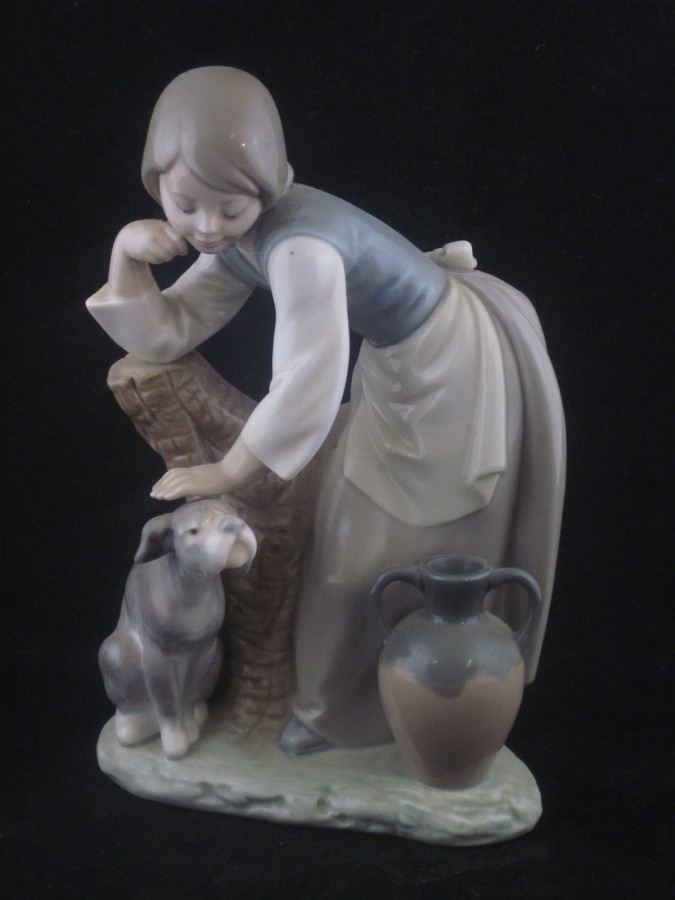 Lladro Girl Dog giwiqo11