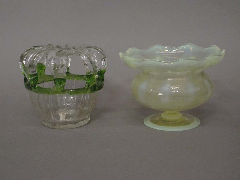 A Vaseline glass pedestal bowl 6" and an Art Glass 5th September 2012