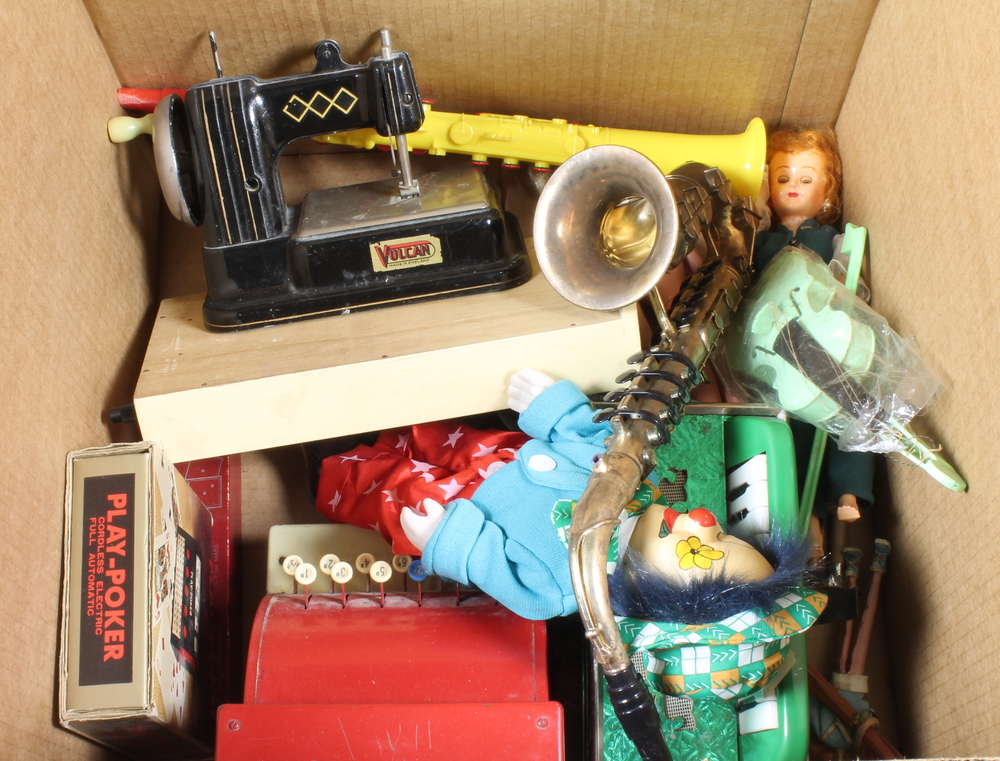 'childs+vulcan+sewing+machine' in Denhams past antique auctions - Denhams