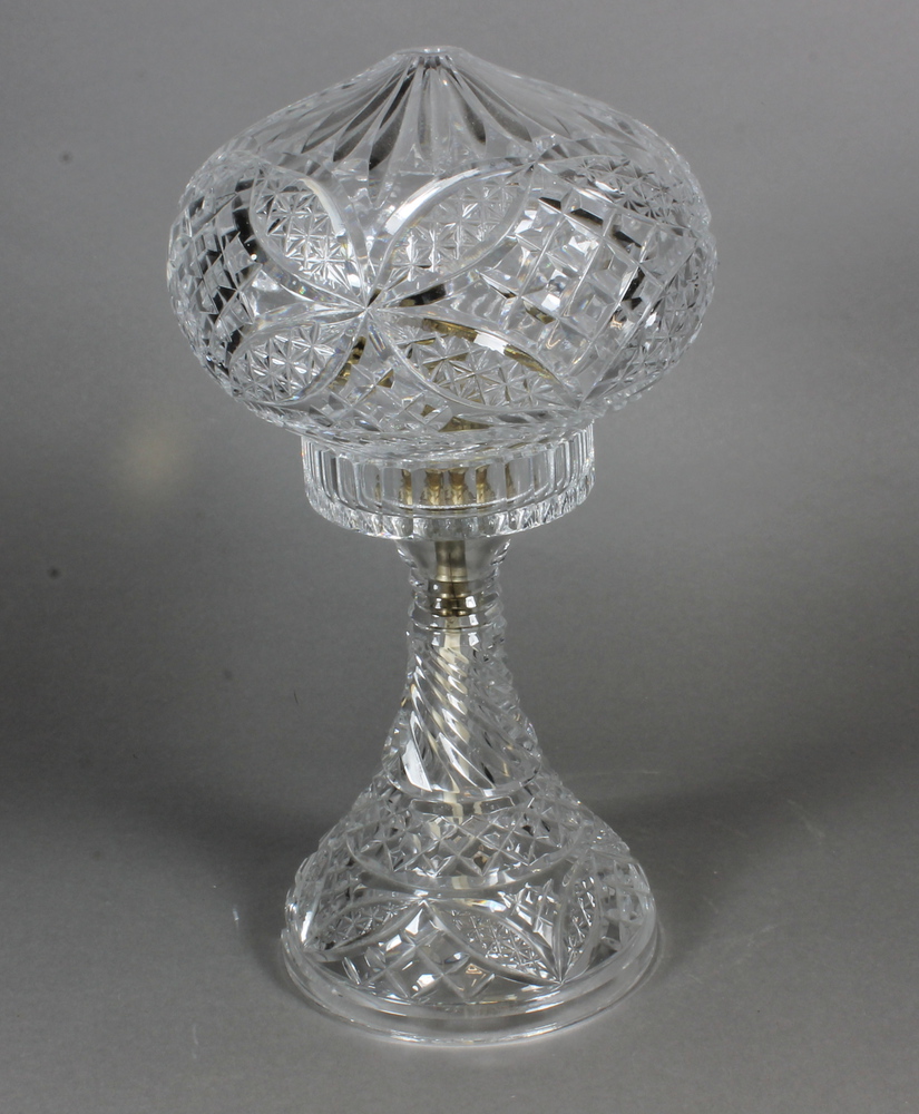 Cut Glass Table Lamp Shades Best Inspiration For 789 A Circular Cut Glass Table Lamp And Shade 13