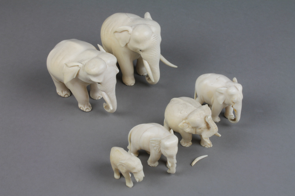 'ivory+elephant' in Denhams past antique auctions Denhams