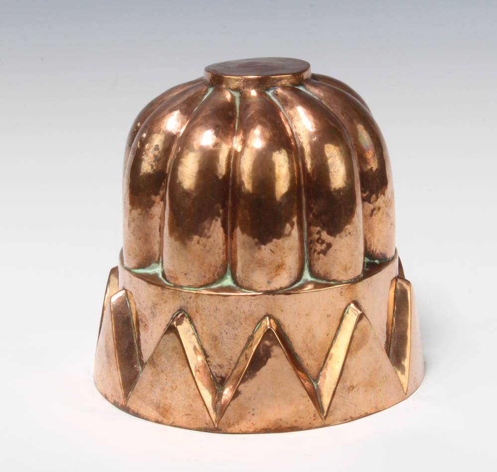 A Victorian copper jelly/ice cream mould 15cm x 18cm 3rd July 2019 Denhams