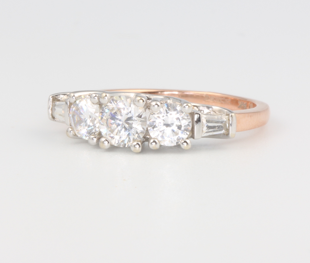 a-14ct-yellow-gold-paste-set-ring-size-l-1-2-15th-july-2021-denhams