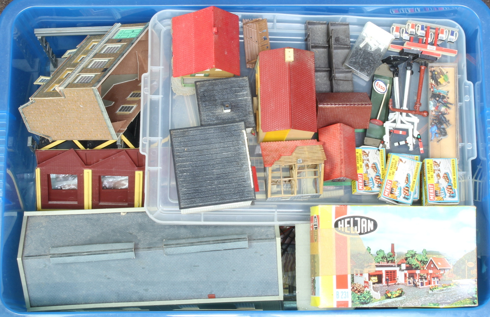 A box of Merit OO gauge station accessories together 7th April 2022