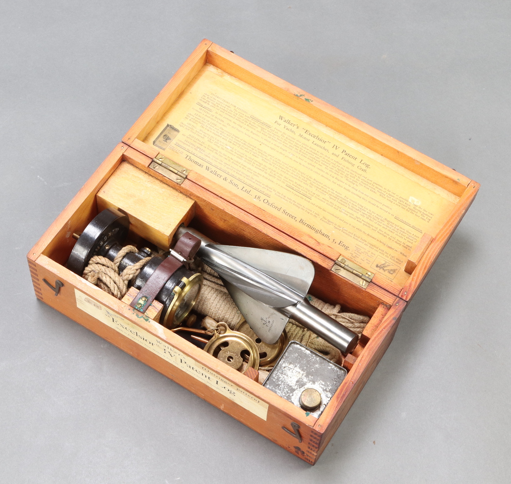 A Walker's "Excelsior" IV patent ships log, boxed 23rd March 2023 Denhams