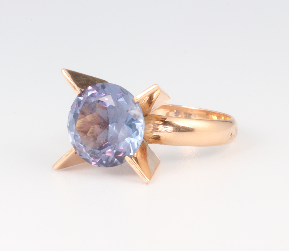 A yellow metal stamped 14k amethyst ring size J 1/2 13th July 2023