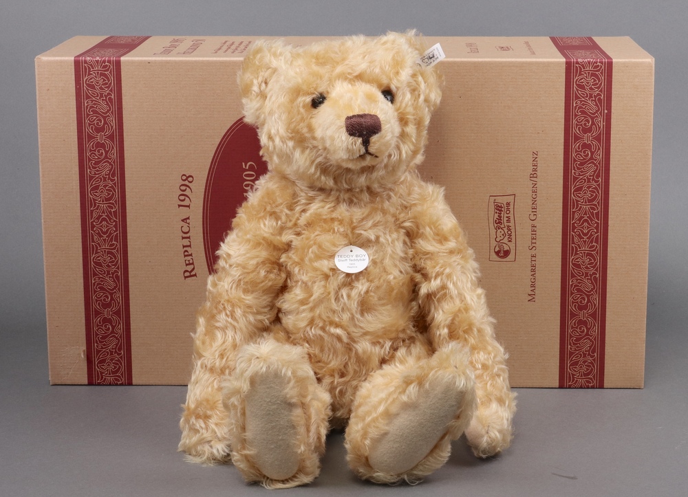 ぬいぐるみ Steiff Teddy Boy 1905 Replica 1998 Steiff, a 1998 replica 